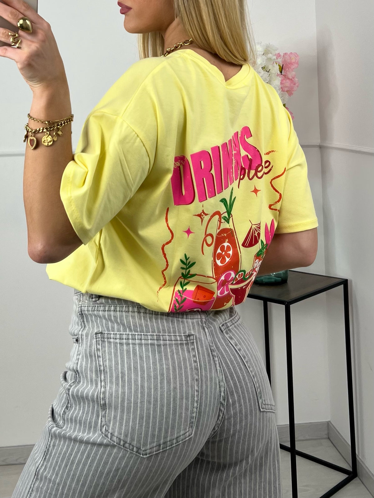 T-SHIRT DRINKS