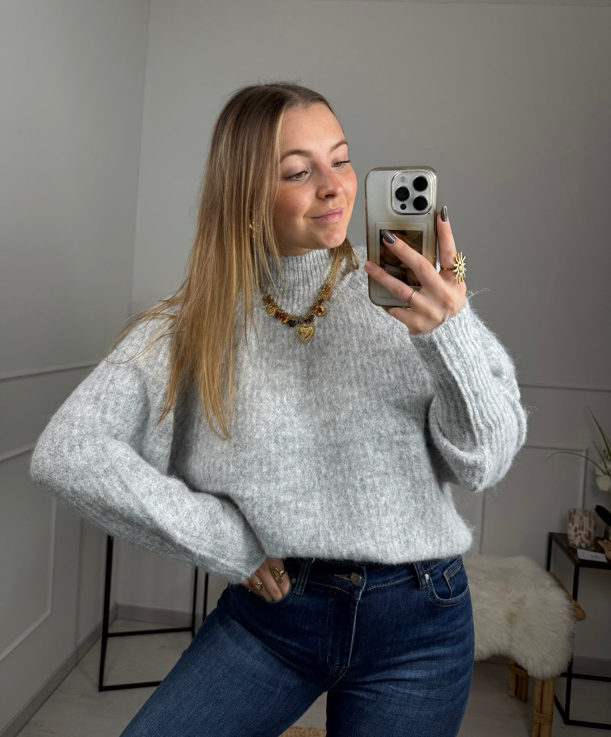 PULL ROSIE