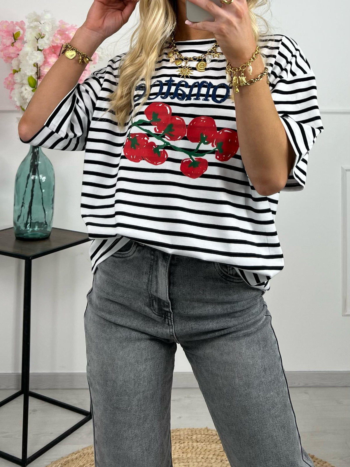 T-SHIRT TOMATOES