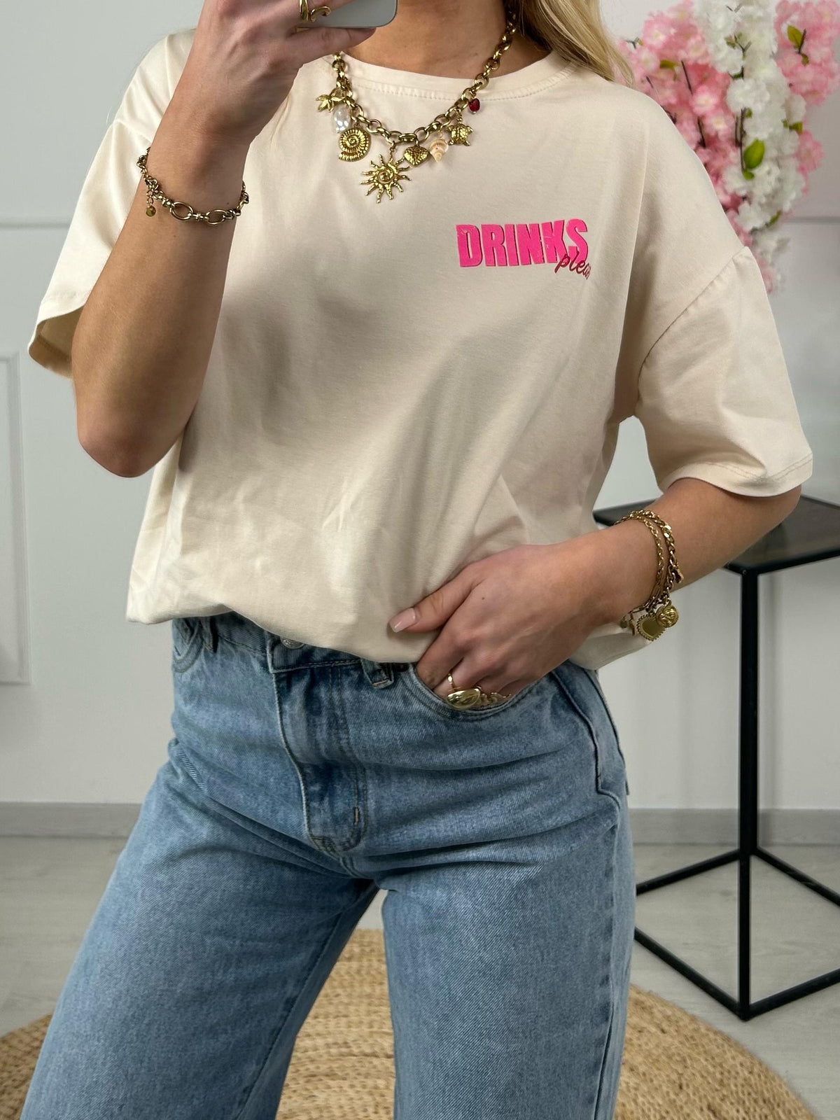 T-SHIRT DRINKS