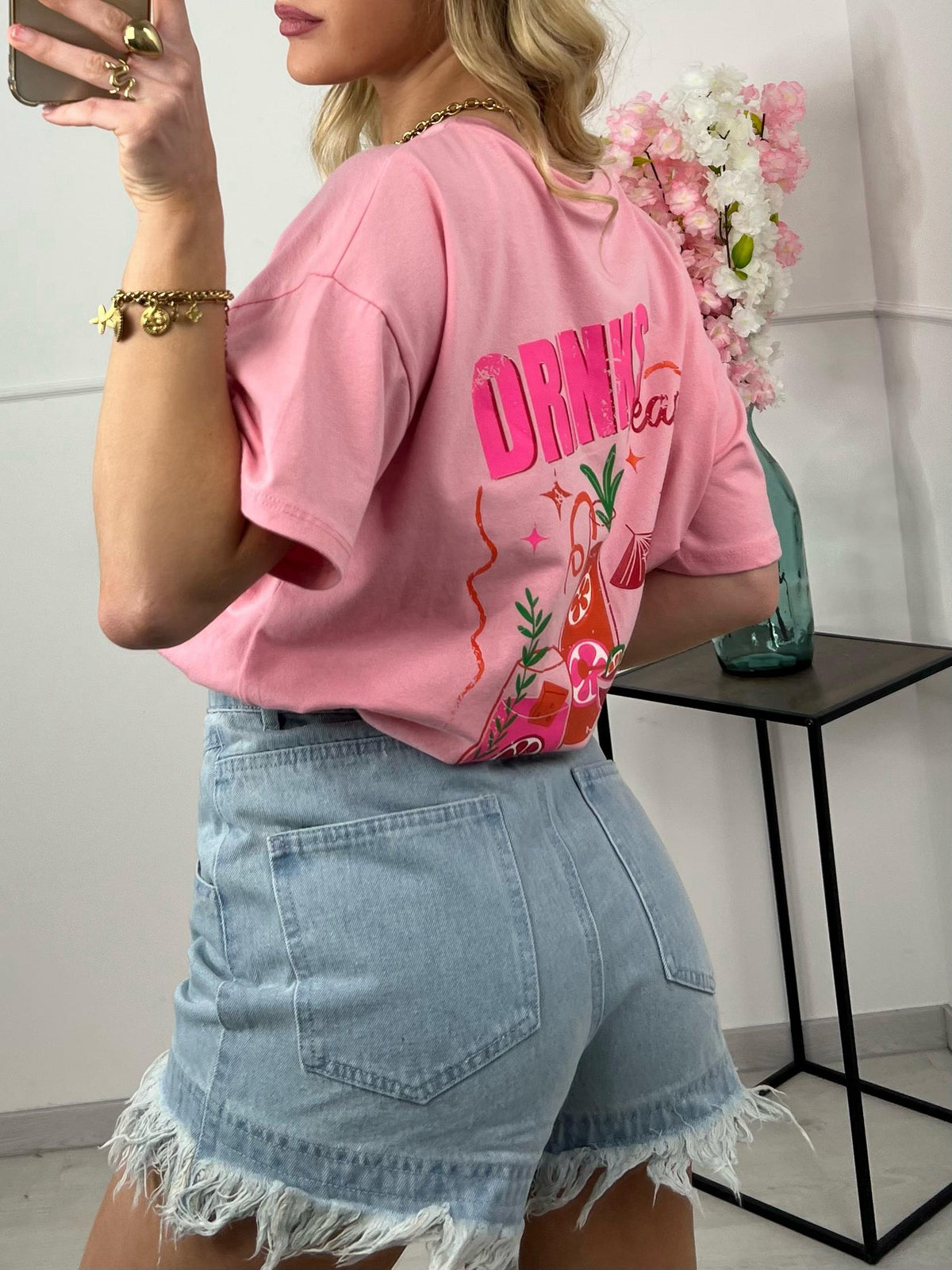 T-SHIRT DRINKS