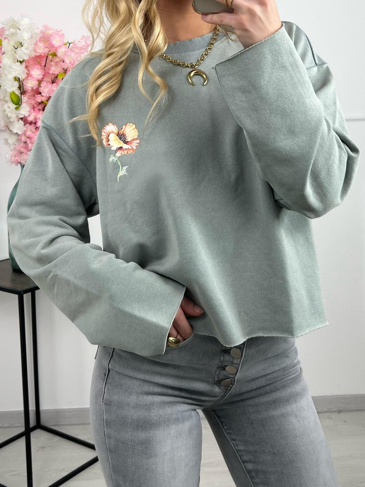 SWEAT ONLY BLOOM