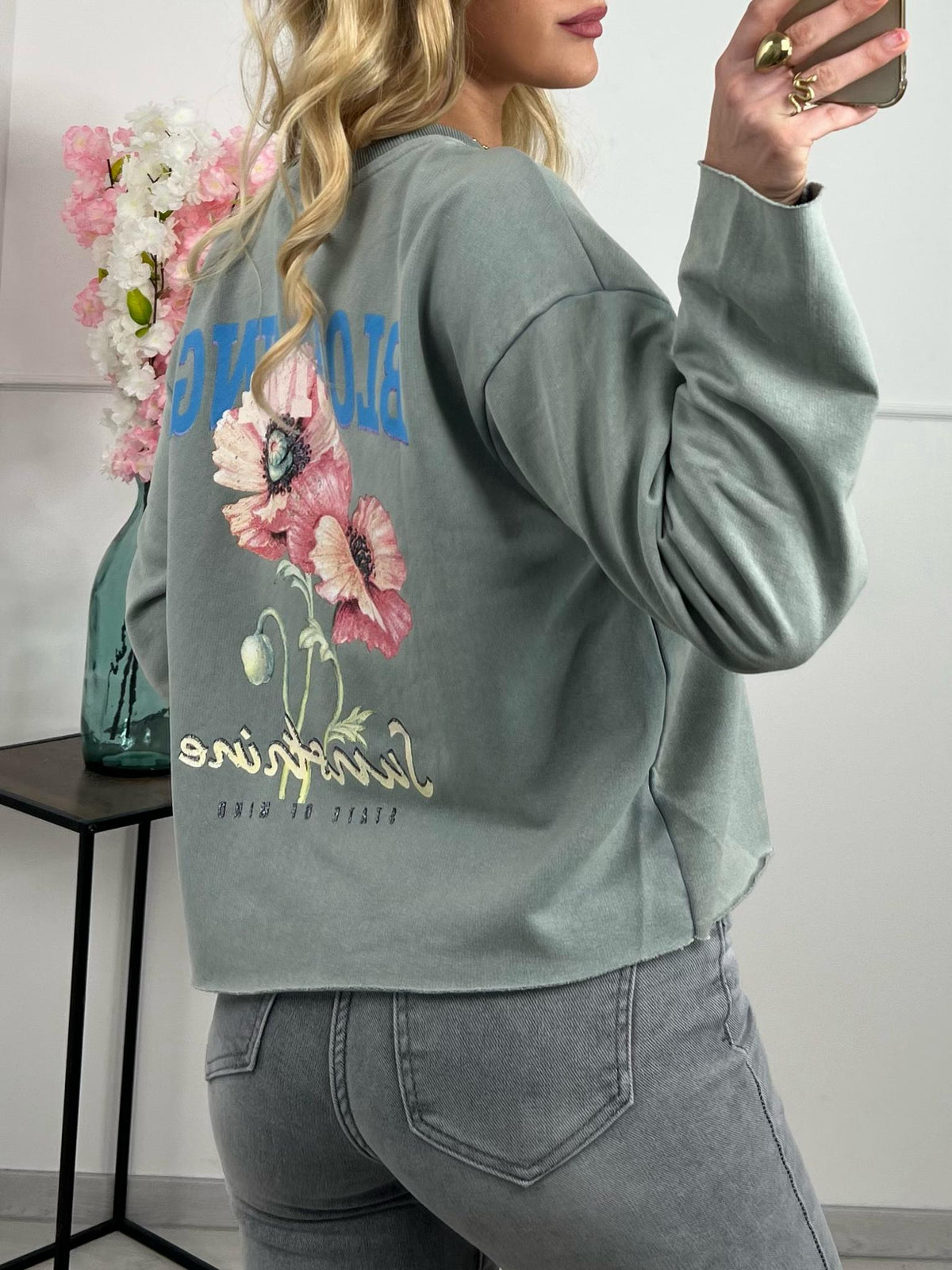 SWEAT ONLY BLOOM