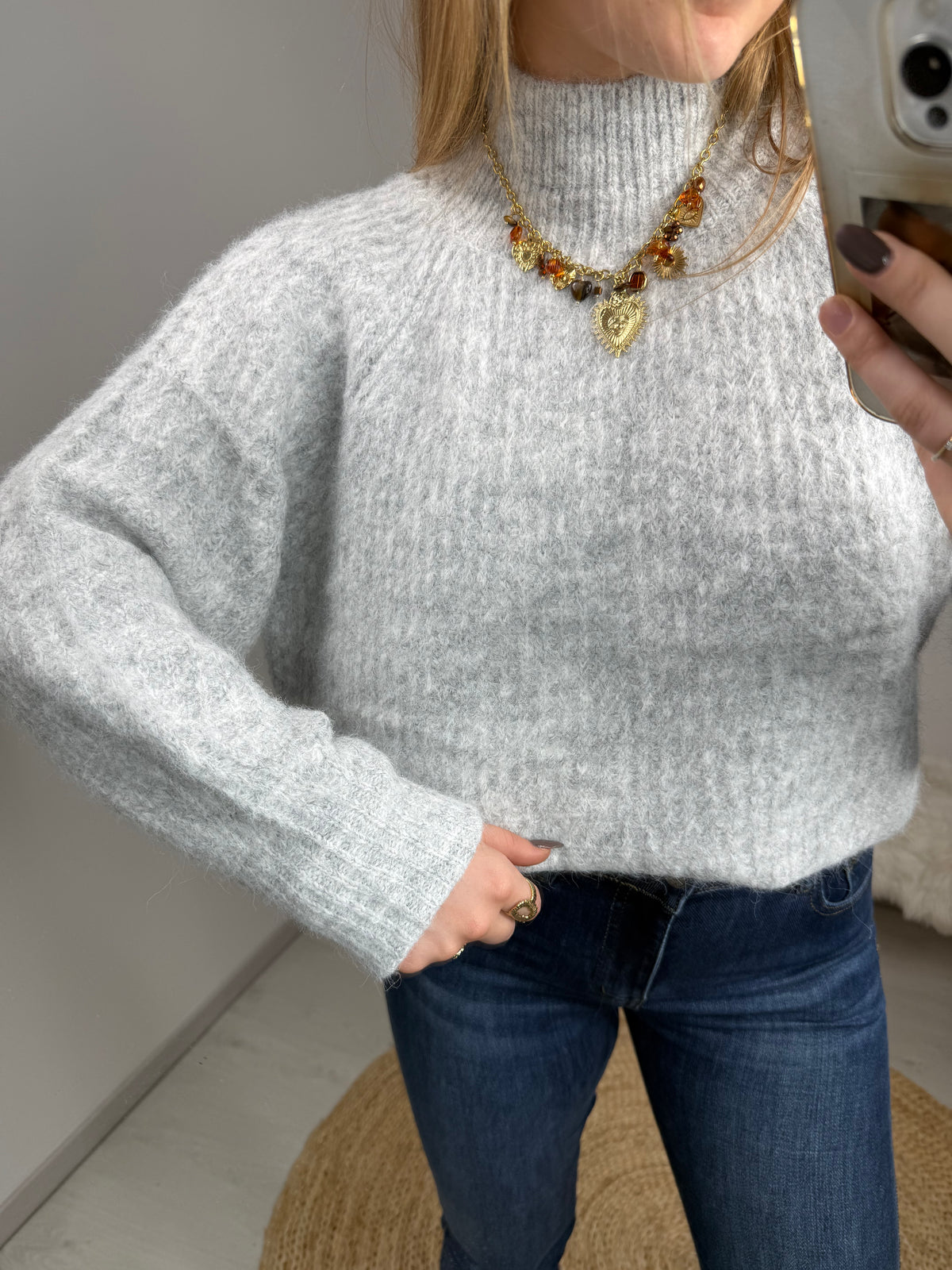 PULL ROSIE