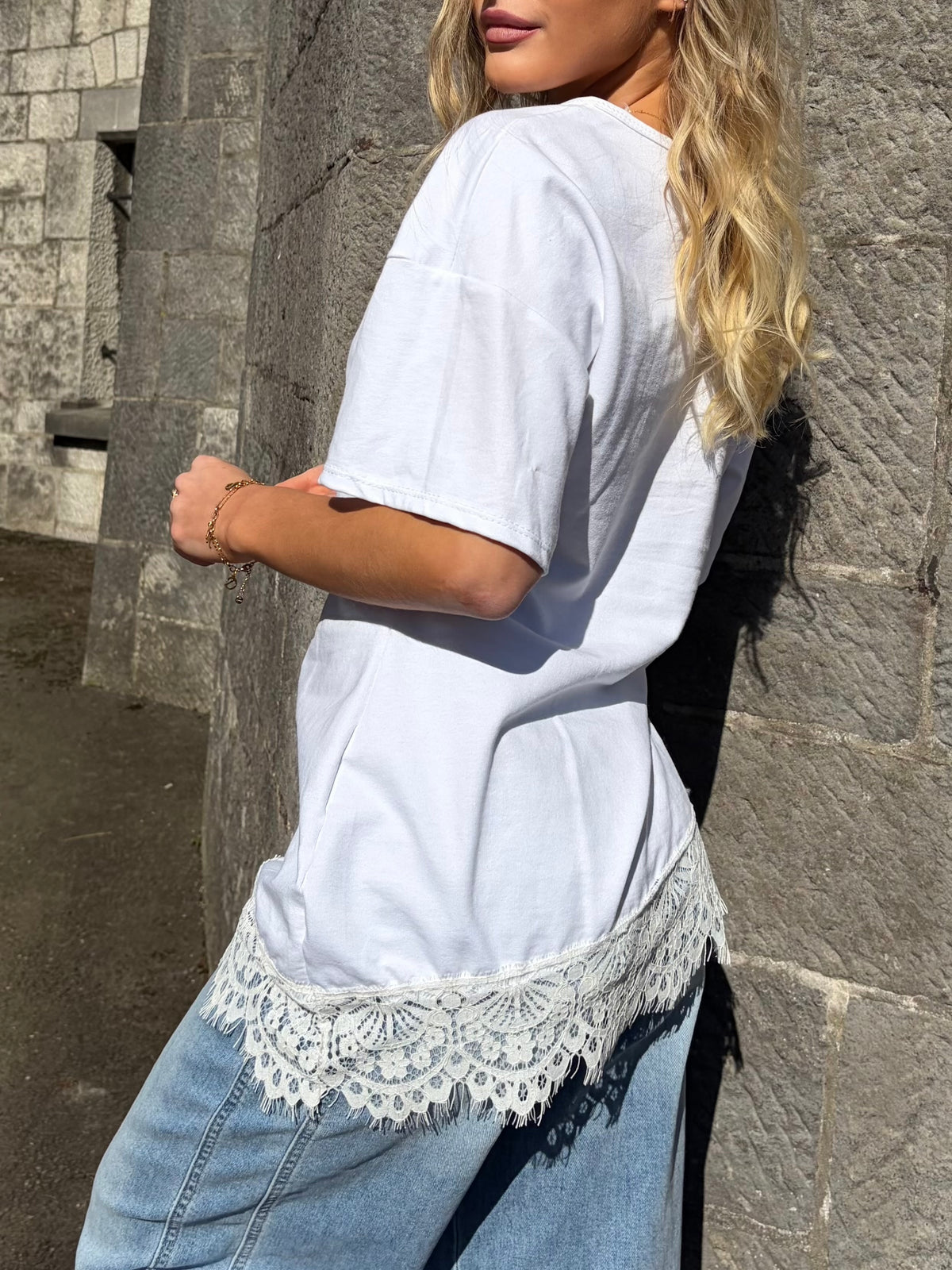 T-SHIRT VAE