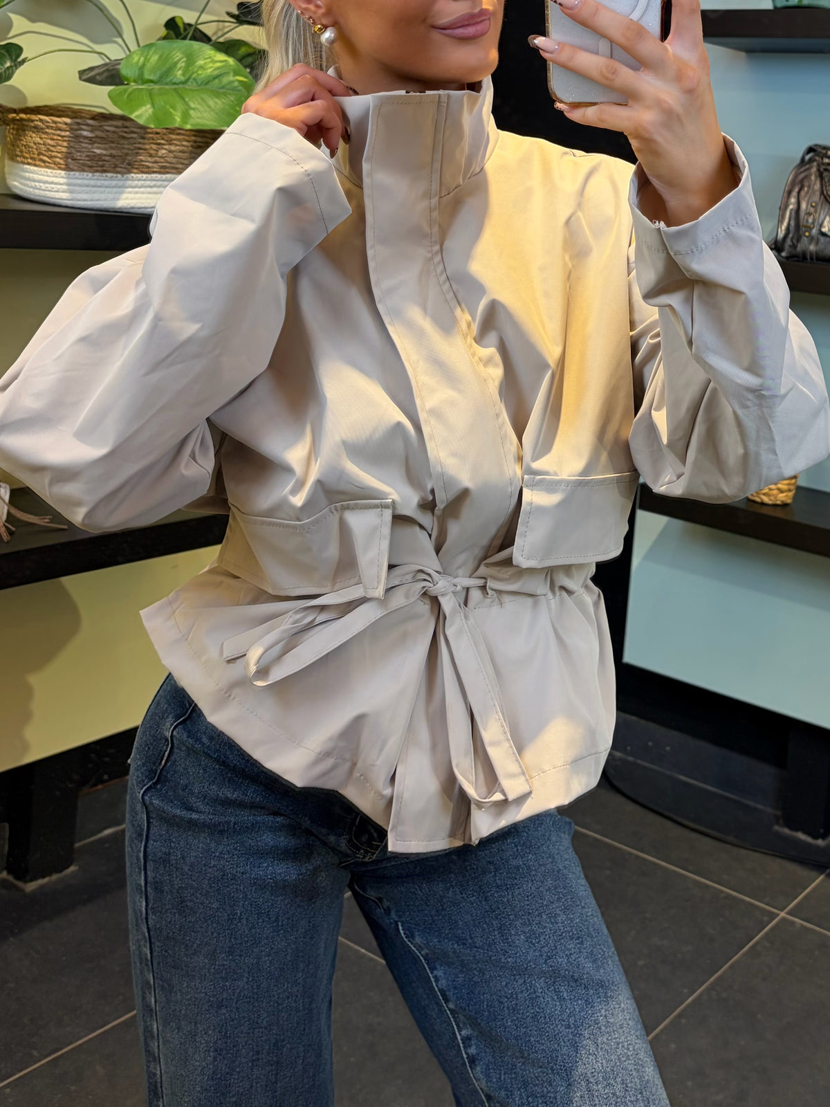 VESTE MOLY