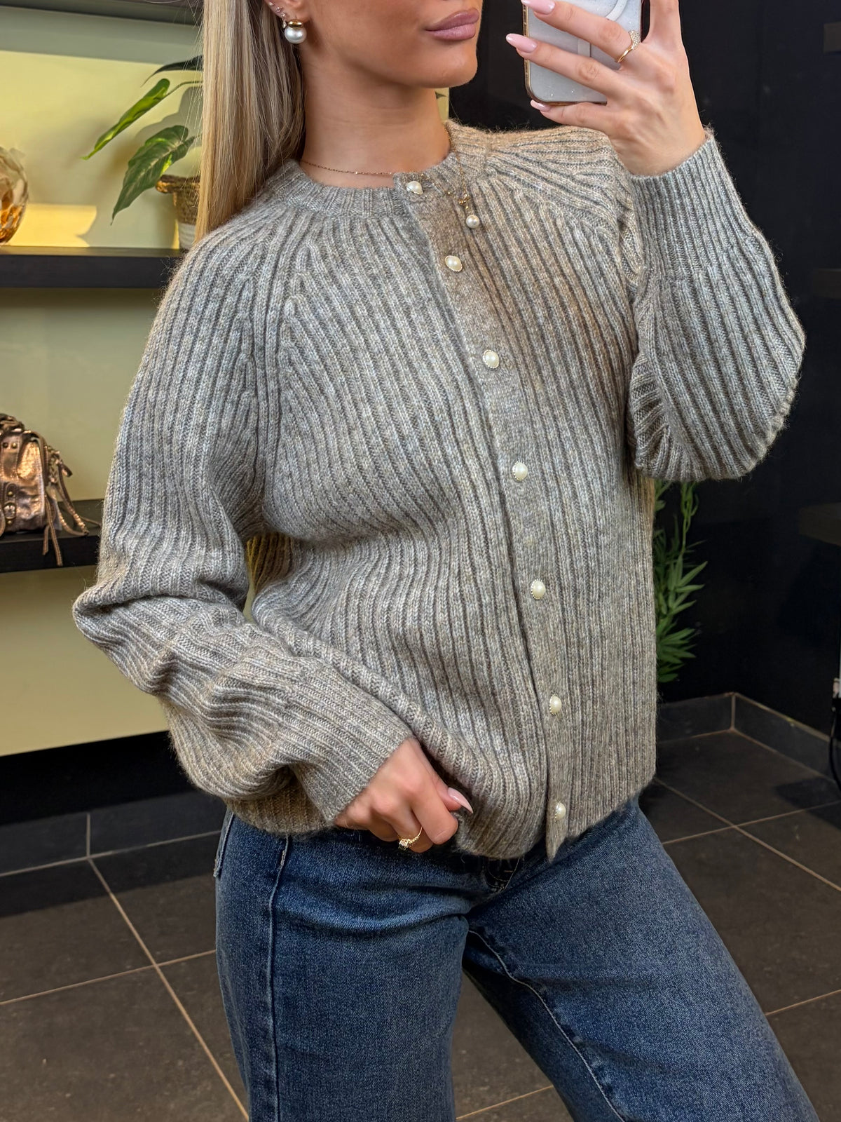 PULL ONLY MIA TAUPE