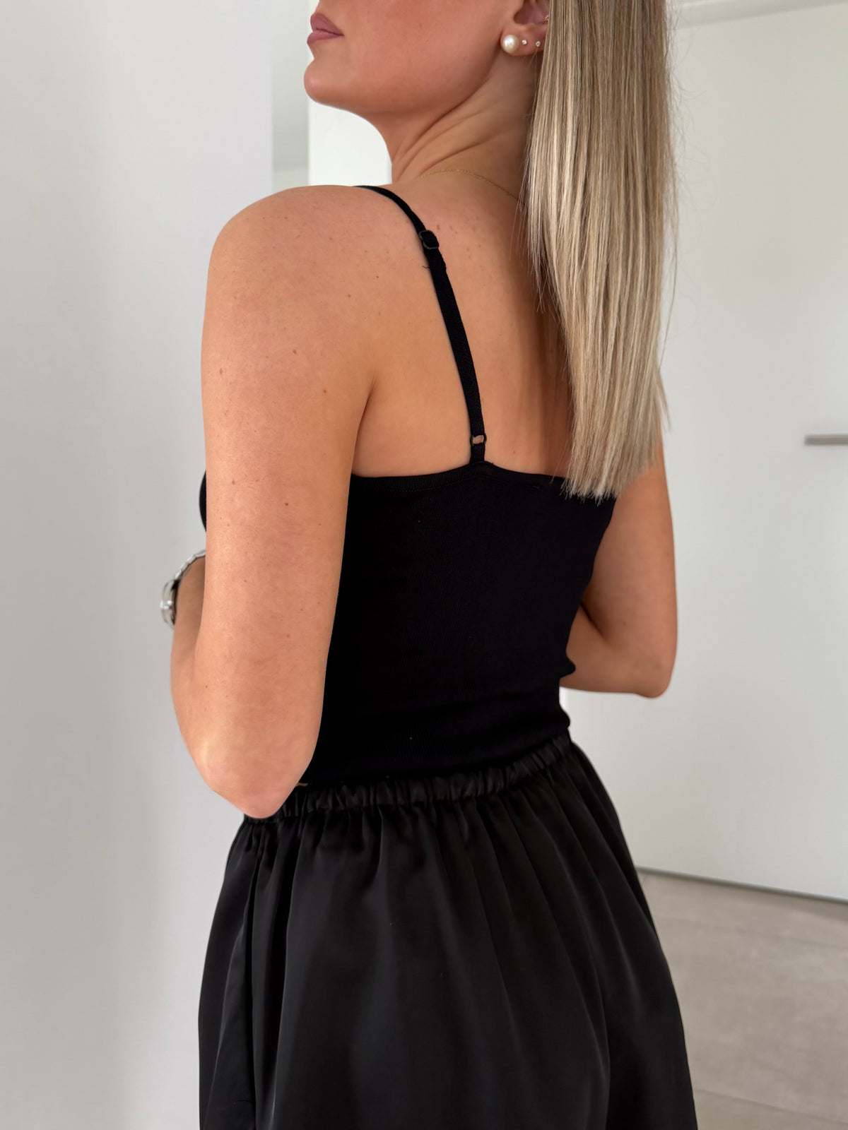 Top LEILA