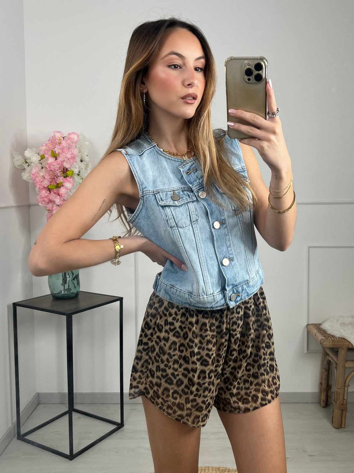 VESTE ONLY