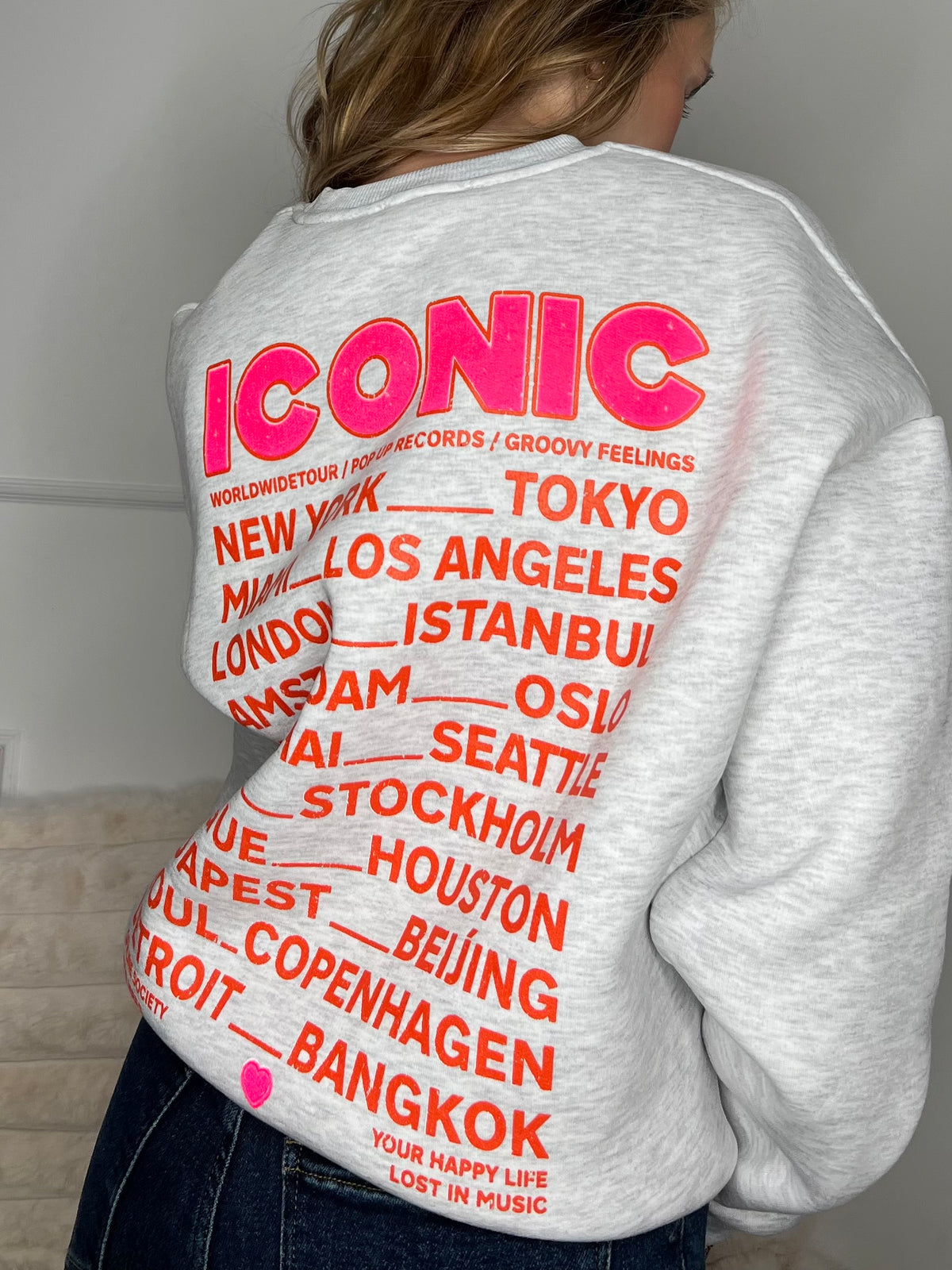 SWEAT ICONIC