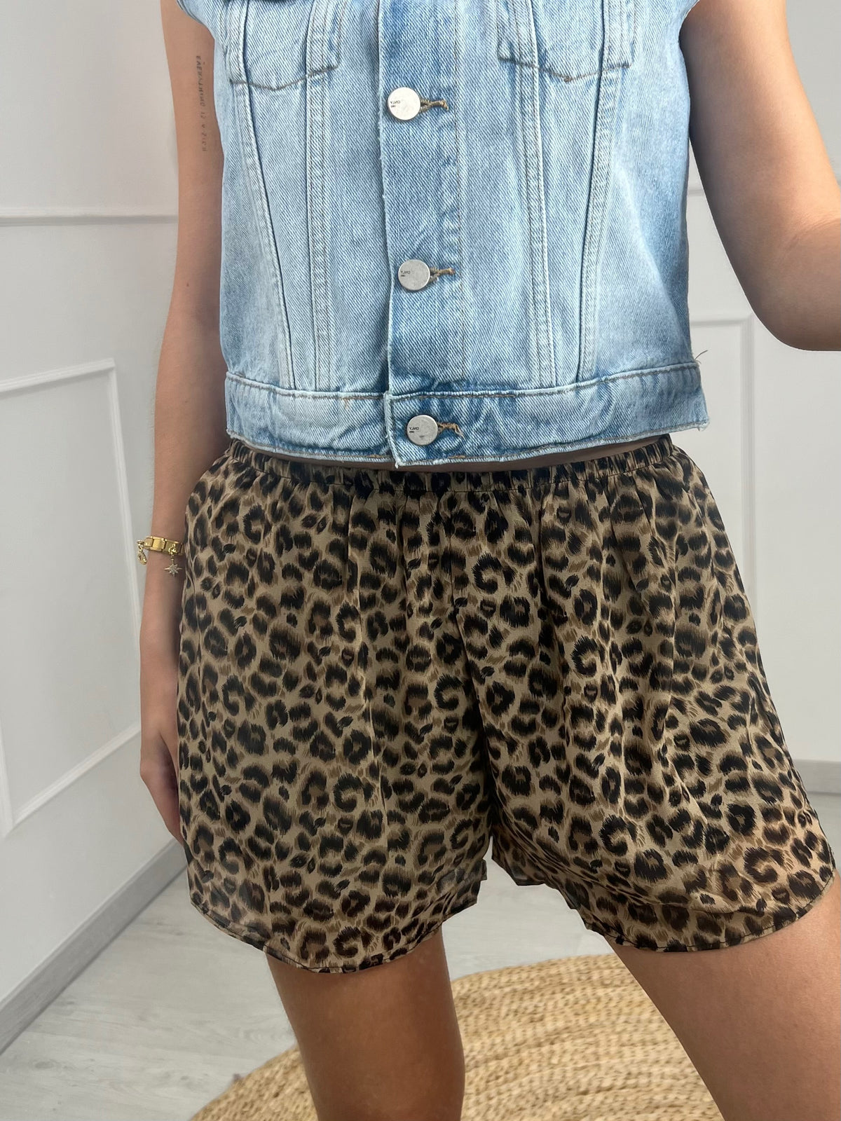 SHORT LELO