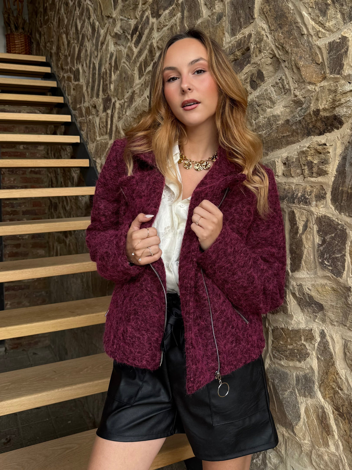 VESTE TACHIA