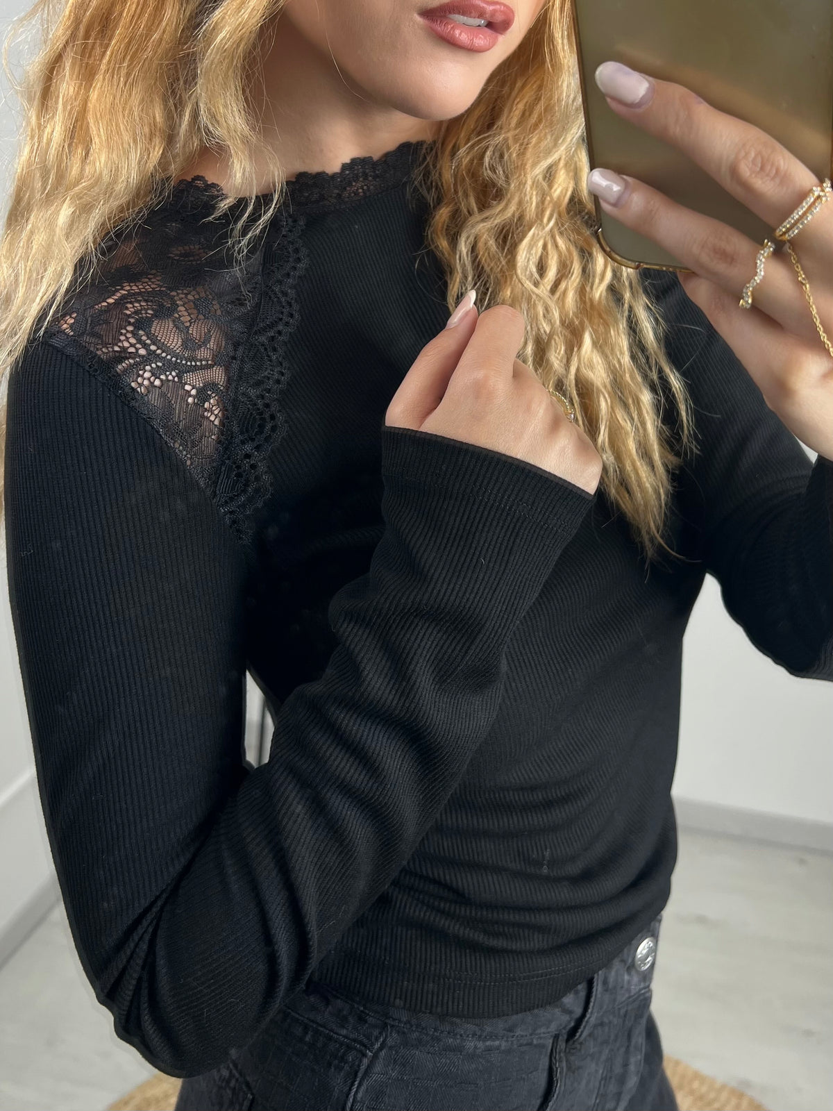 T-SHIRT ONLY  AURORA