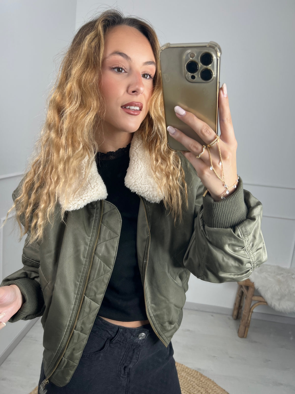 BOMBER ONLY BARBARA