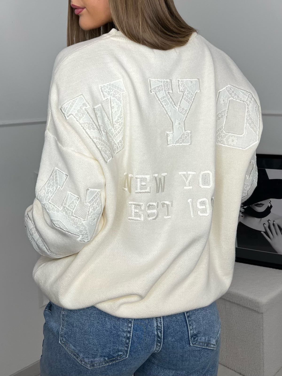 PHYLICIA SWEATER
