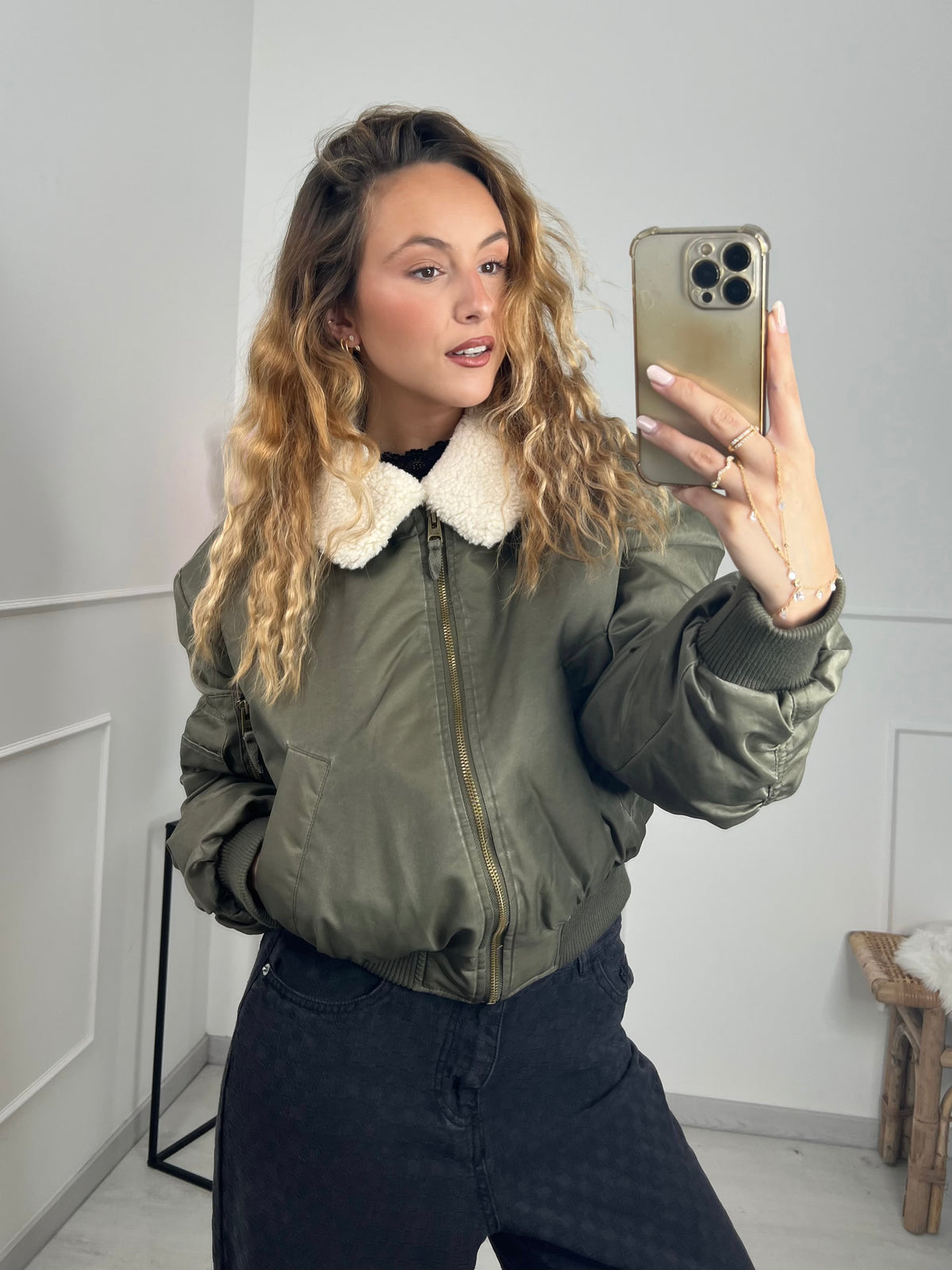 BOMBER ONLY BARBARA