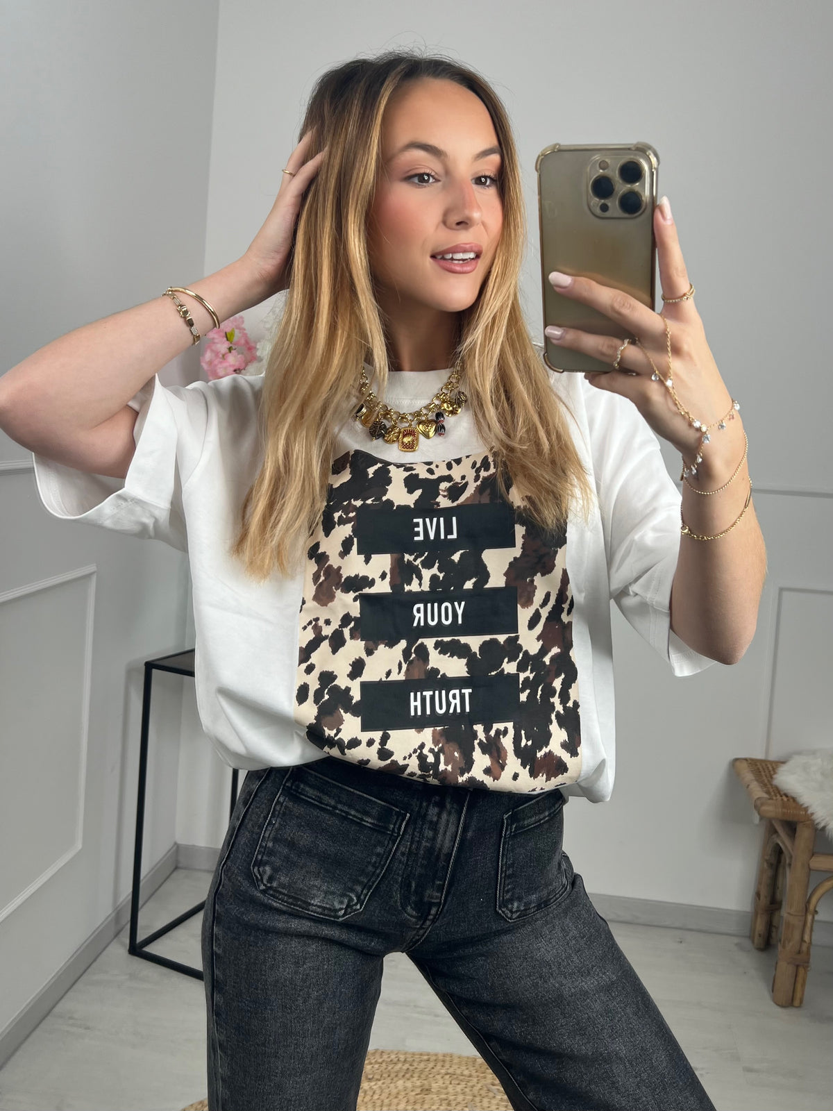 T-SHIRT ONLY LIVE