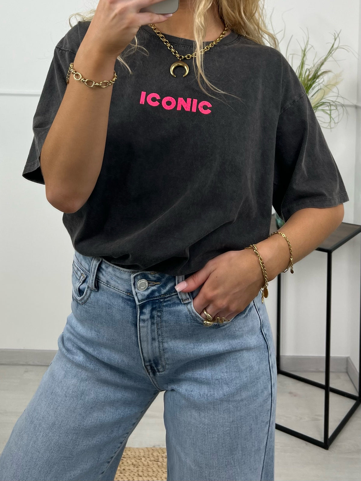 T-SHIRT ICONIC