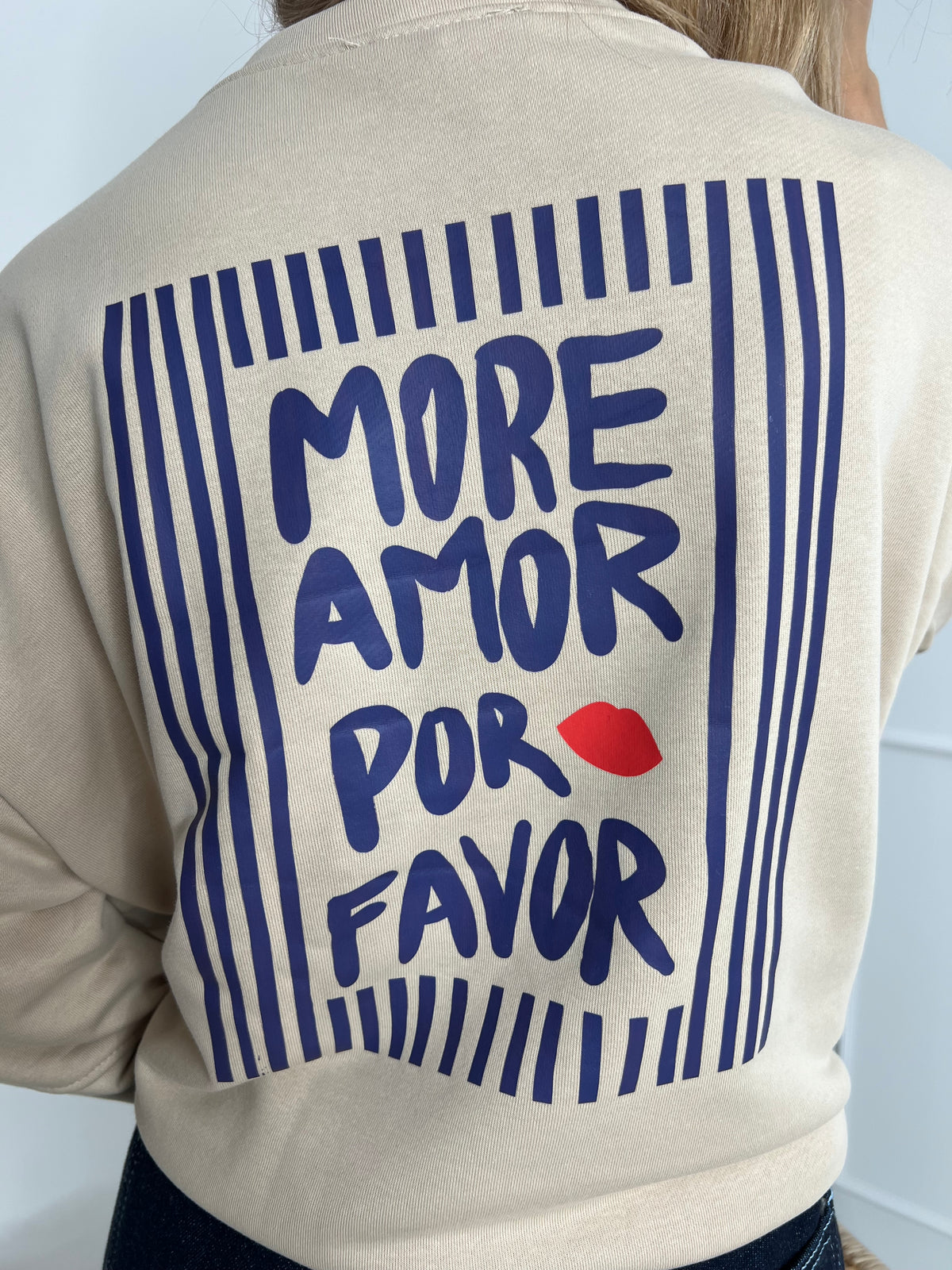 SWEAT MORE AMOR