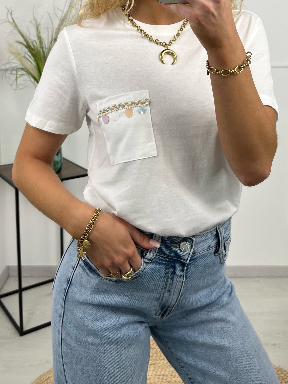 T-SHIRT ONLY LEONIE