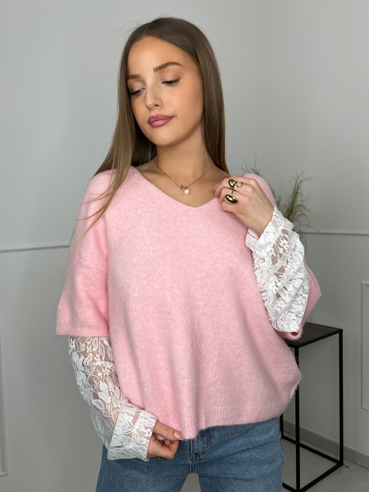 APRIL ROZE TRUI