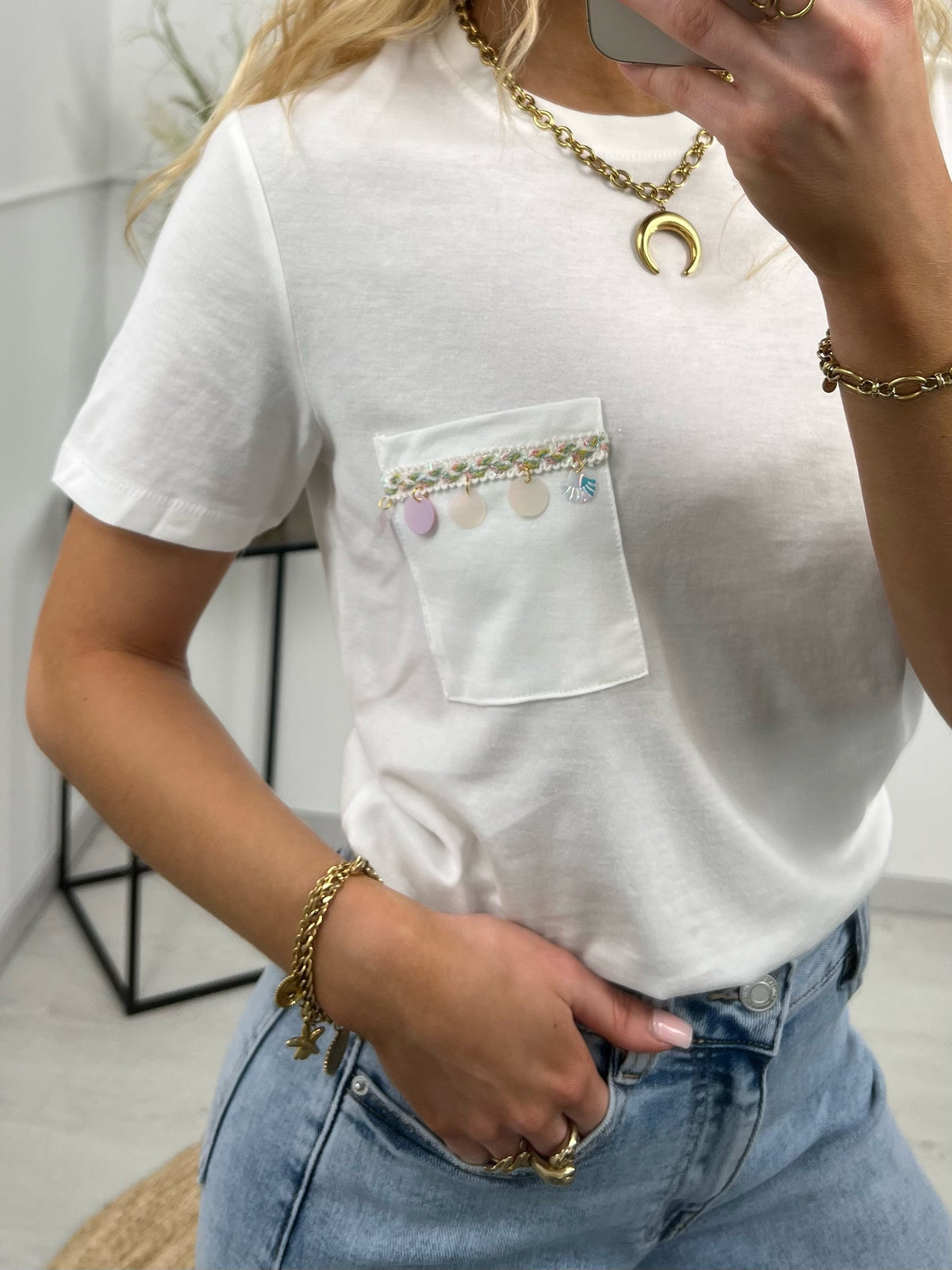 T-SHIRT ONLY LEONIE