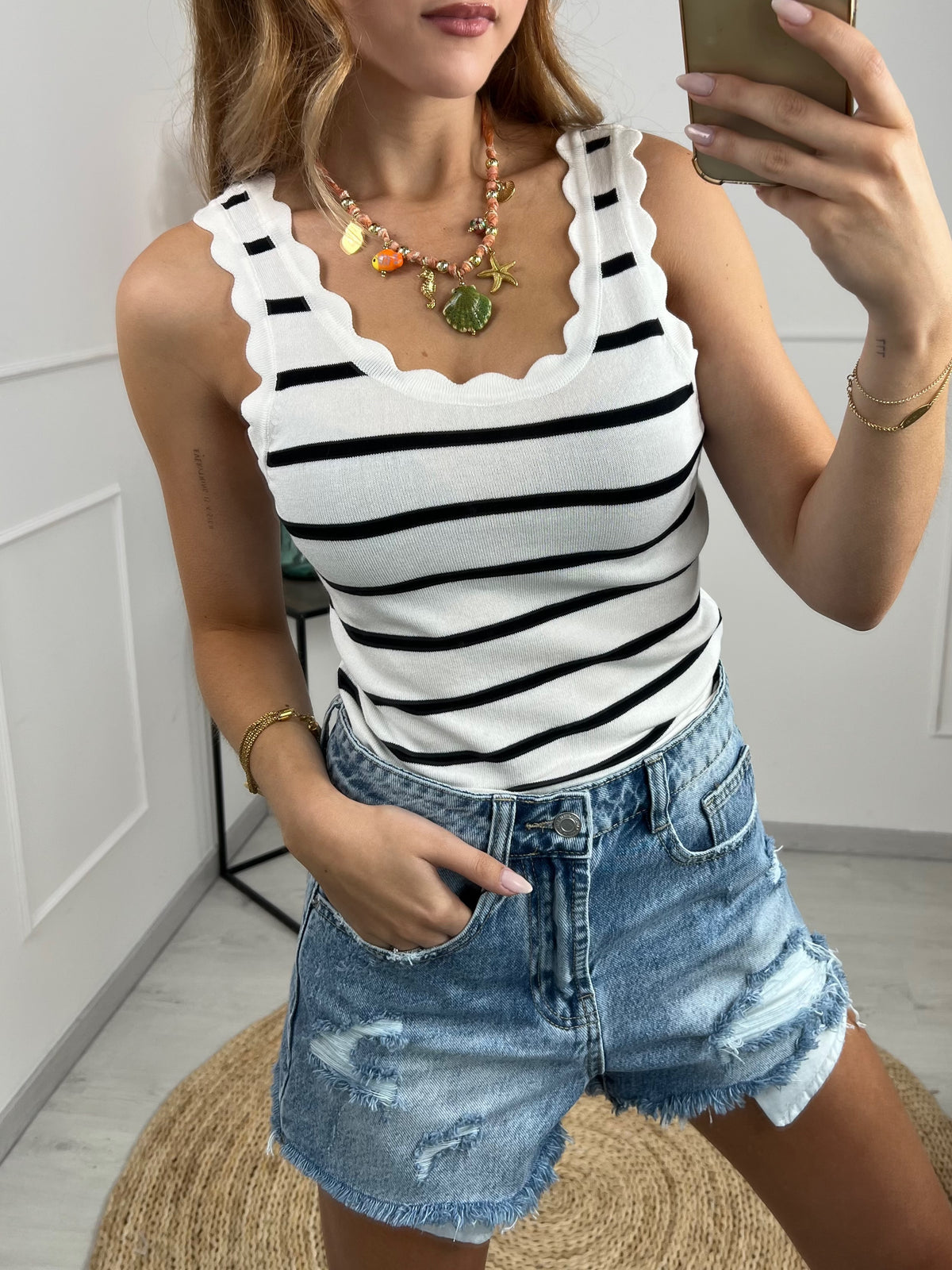 TOP NORA