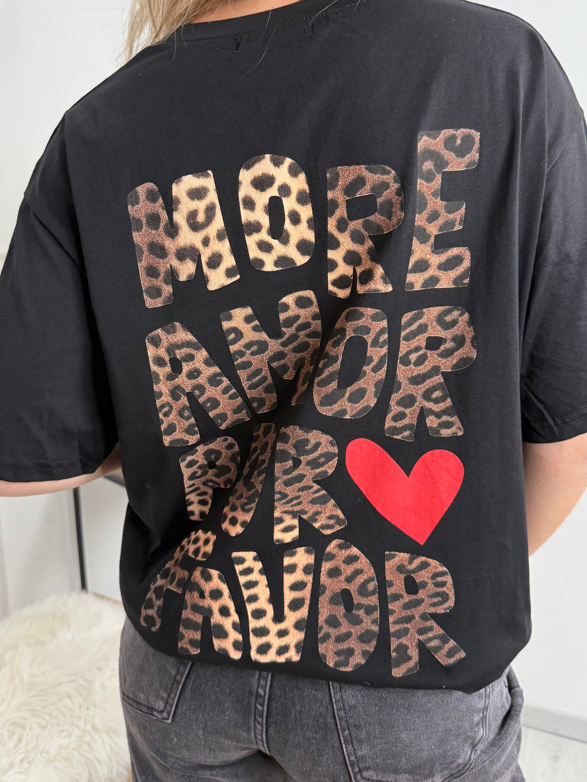 T_SHIRT MORE