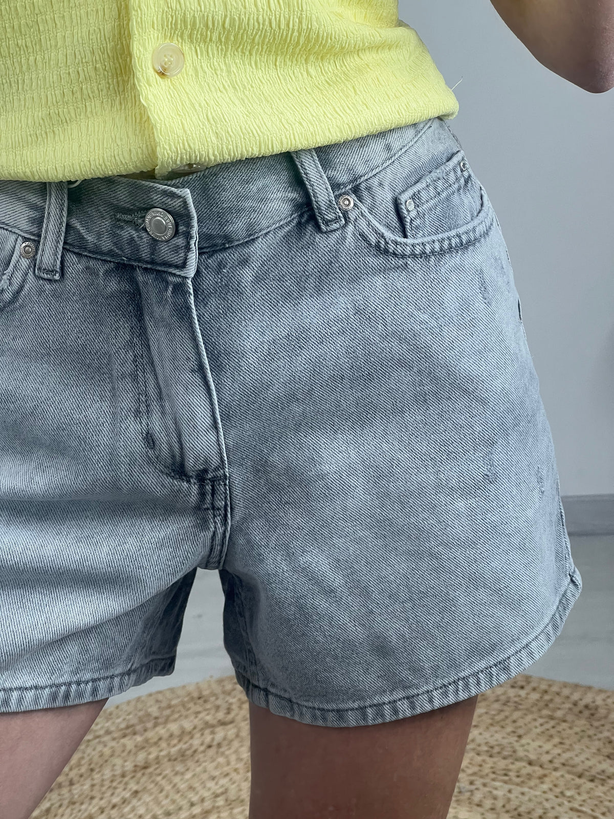 SHORT ONLY CAMILLE