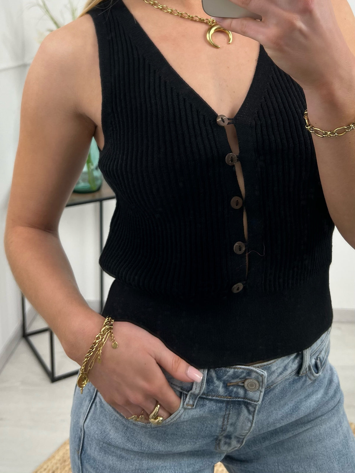 TOP ONLY LAYNA