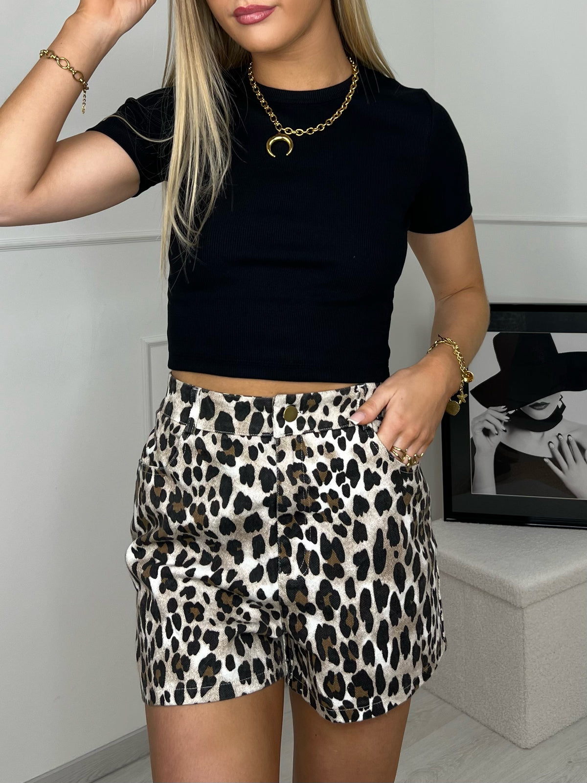 SHORT MARIA