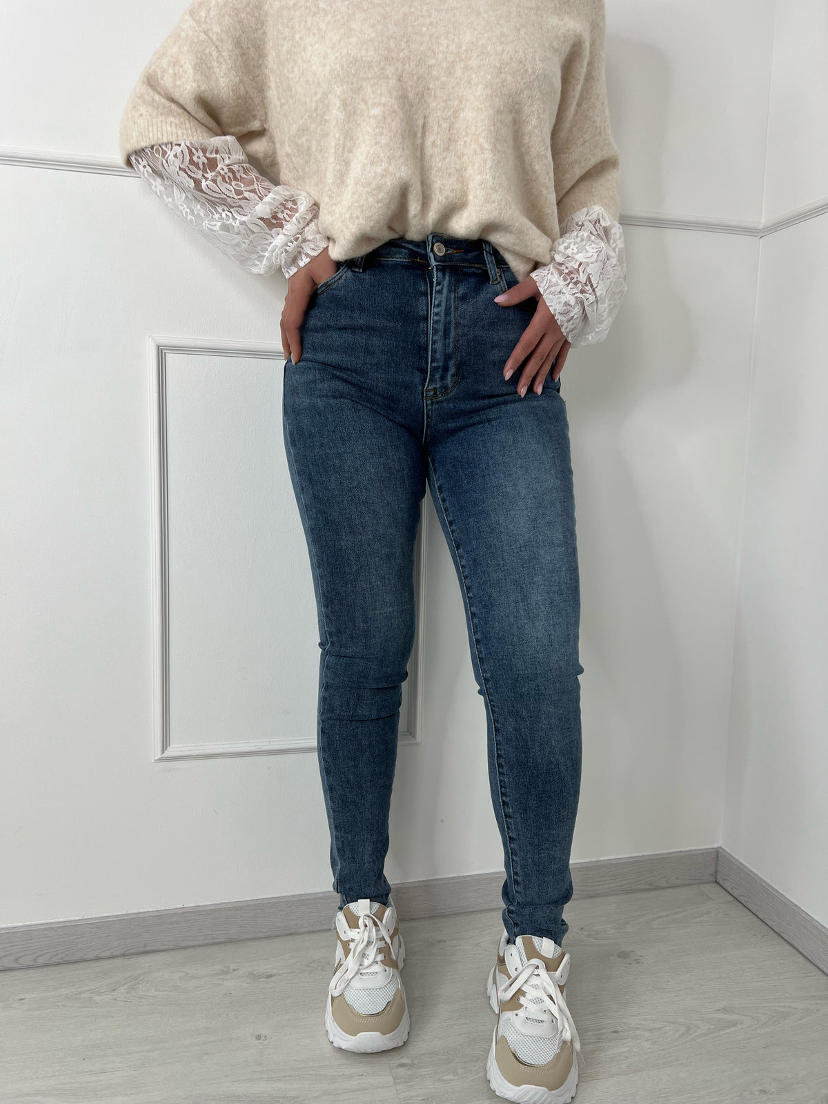 JEANS ELIE