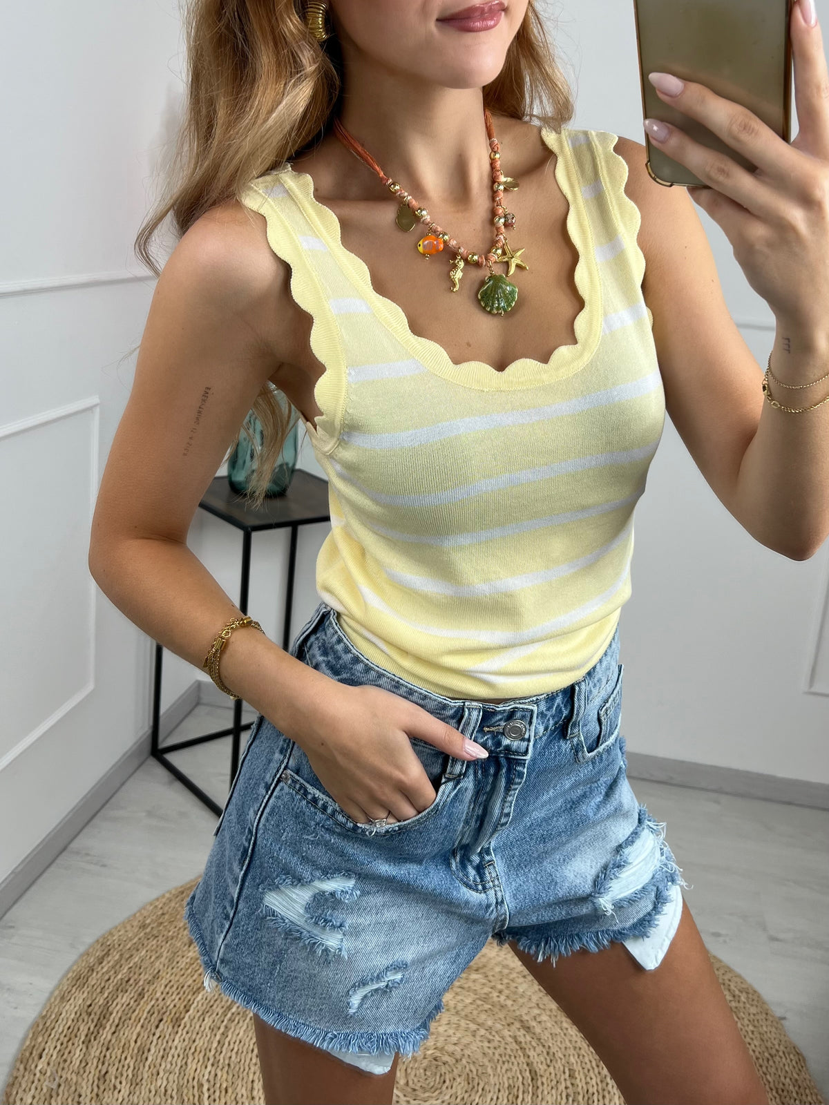 TOP NORA