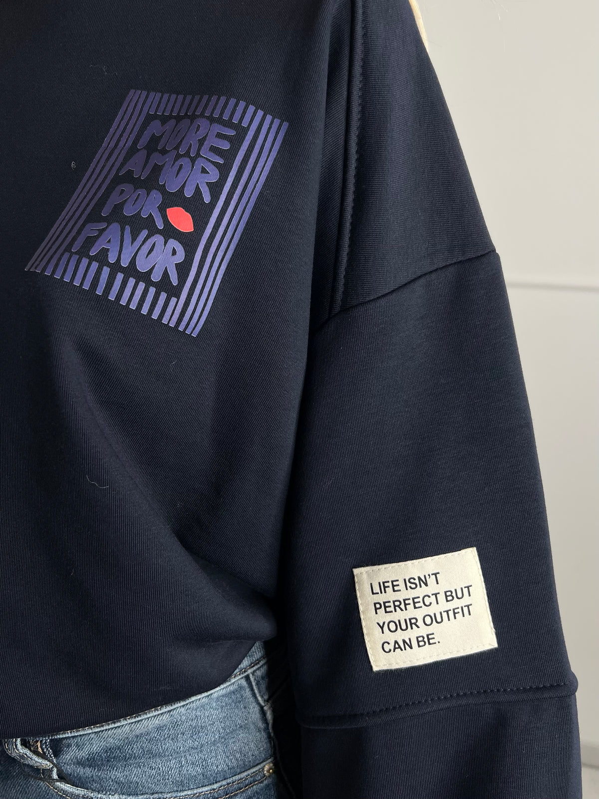 SWEAT MORE AMOR