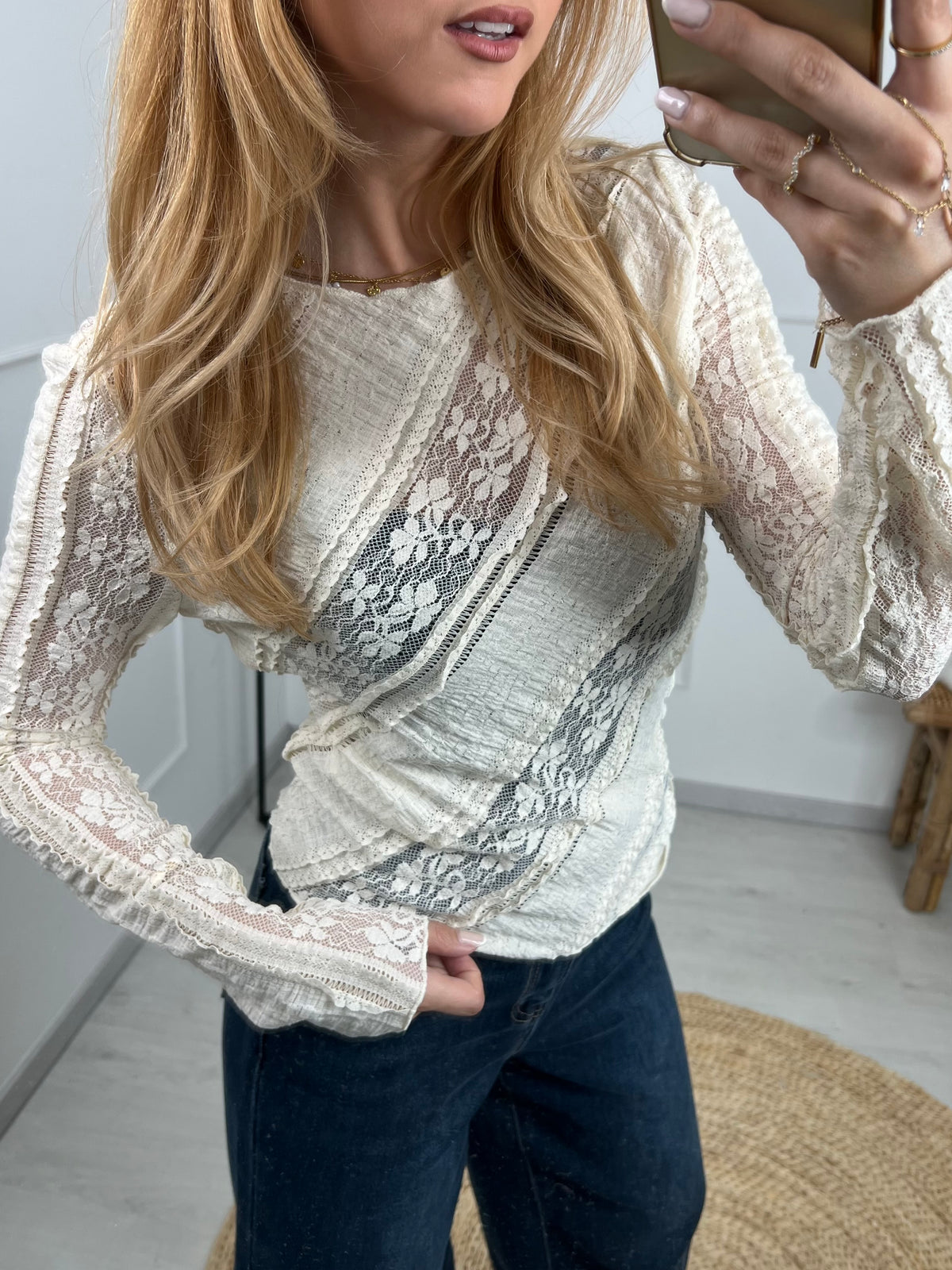 T-SHIRT ONLY LISE